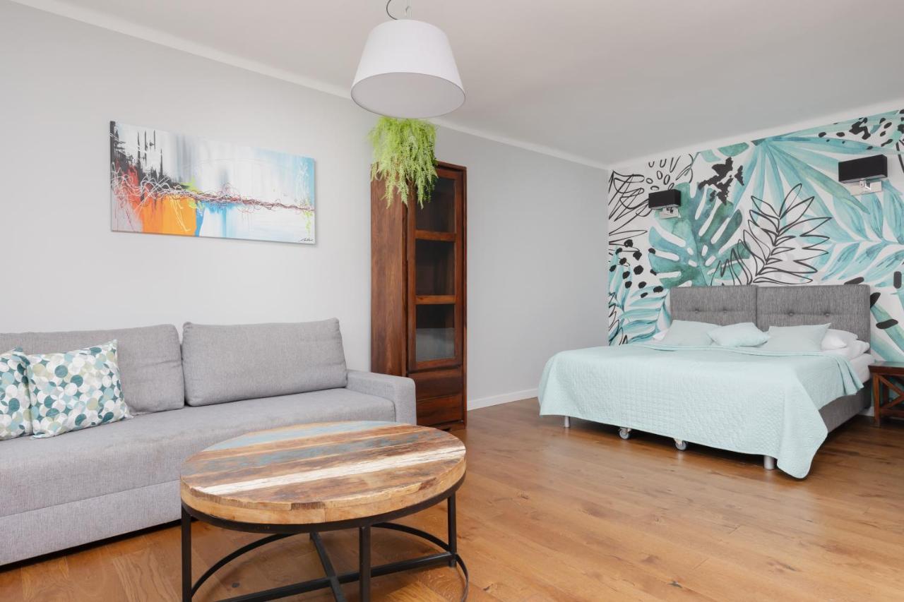 City Center Aparthotel Chmielna By Noclegi Renters Varsó Kültér fotó