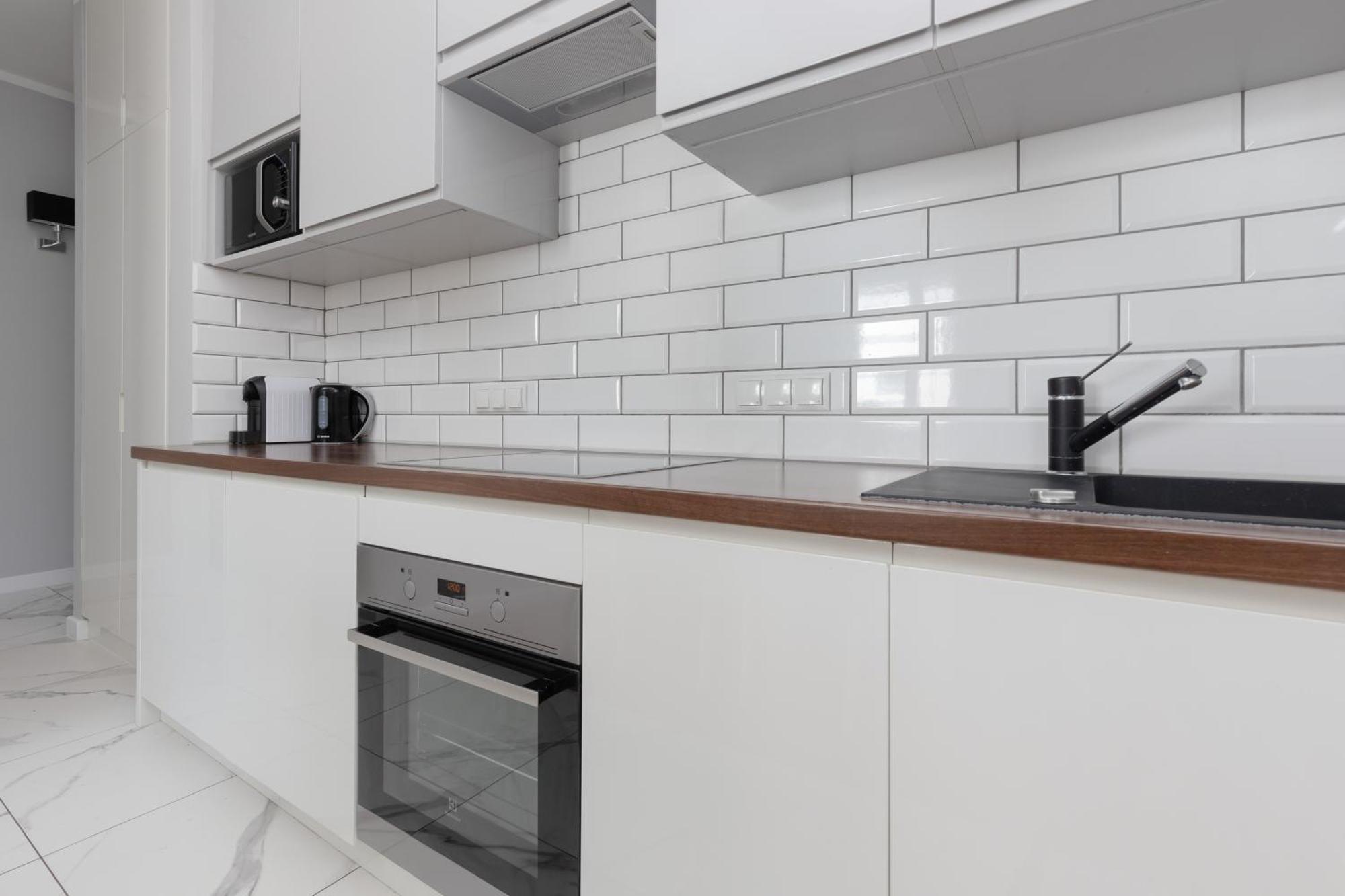 City Center Aparthotel Chmielna By Noclegi Renters Varsó Kültér fotó