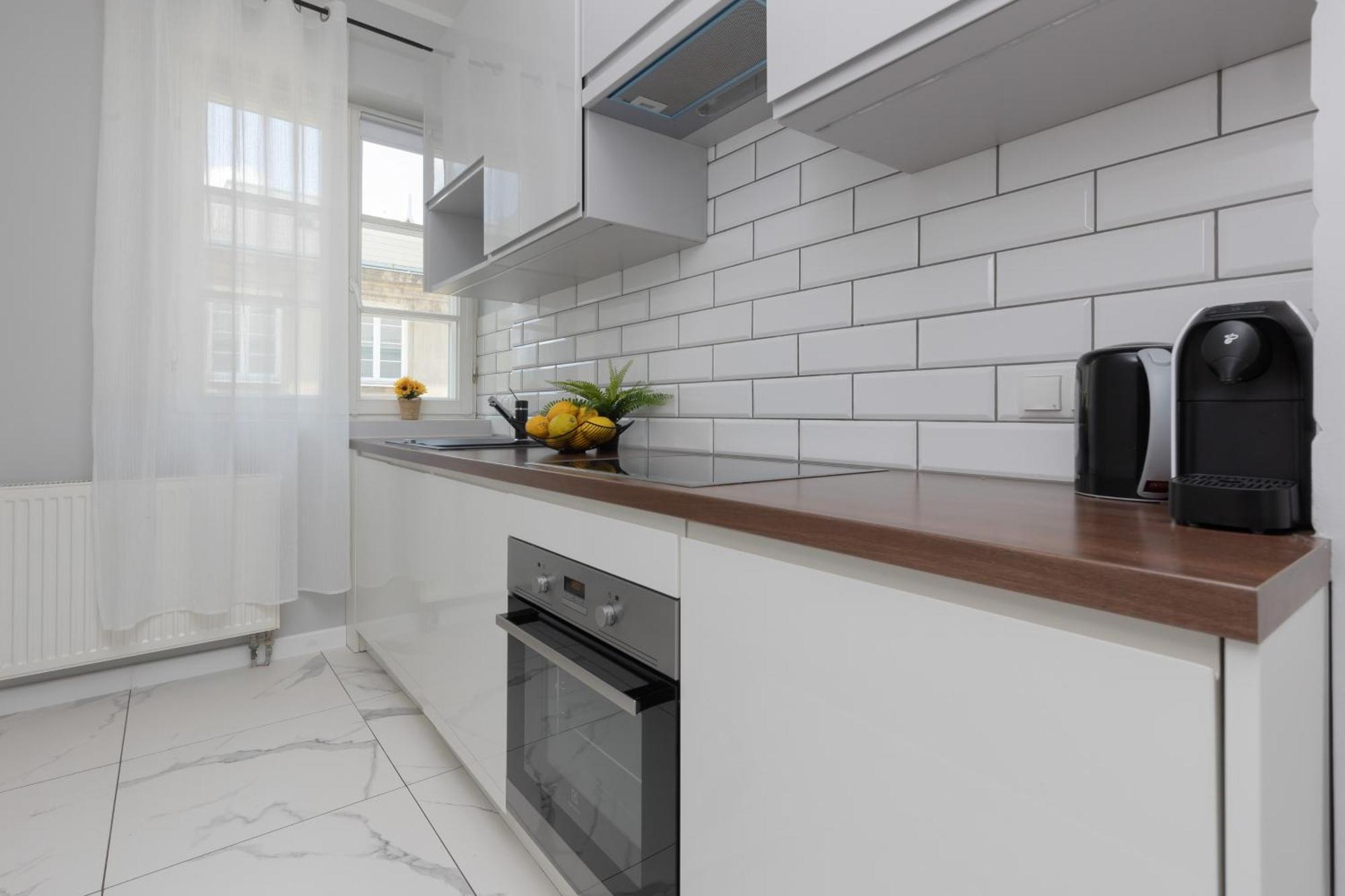 City Center Aparthotel Chmielna By Noclegi Renters Varsó Kültér fotó