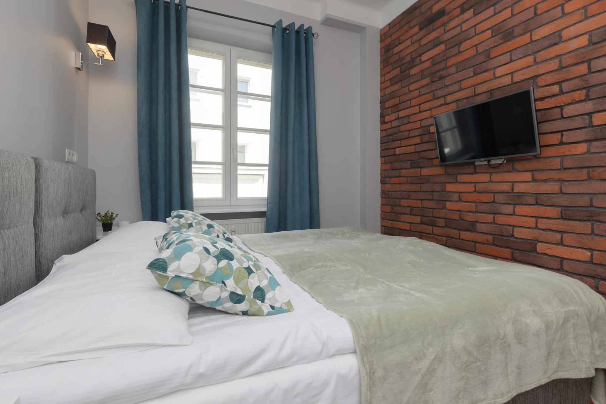 City Center Aparthotel Chmielna By Noclegi Renters Varsó Kültér fotó